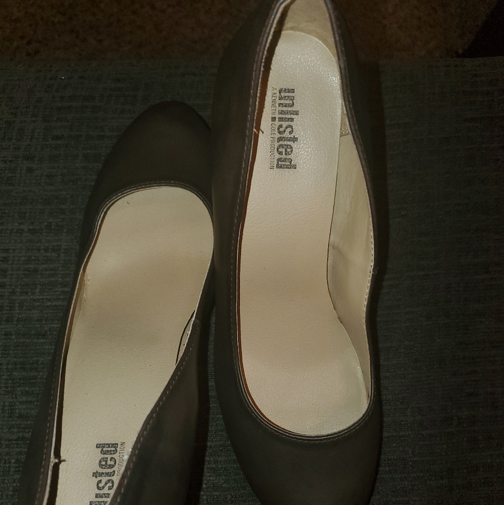 Shoes (mint condition)